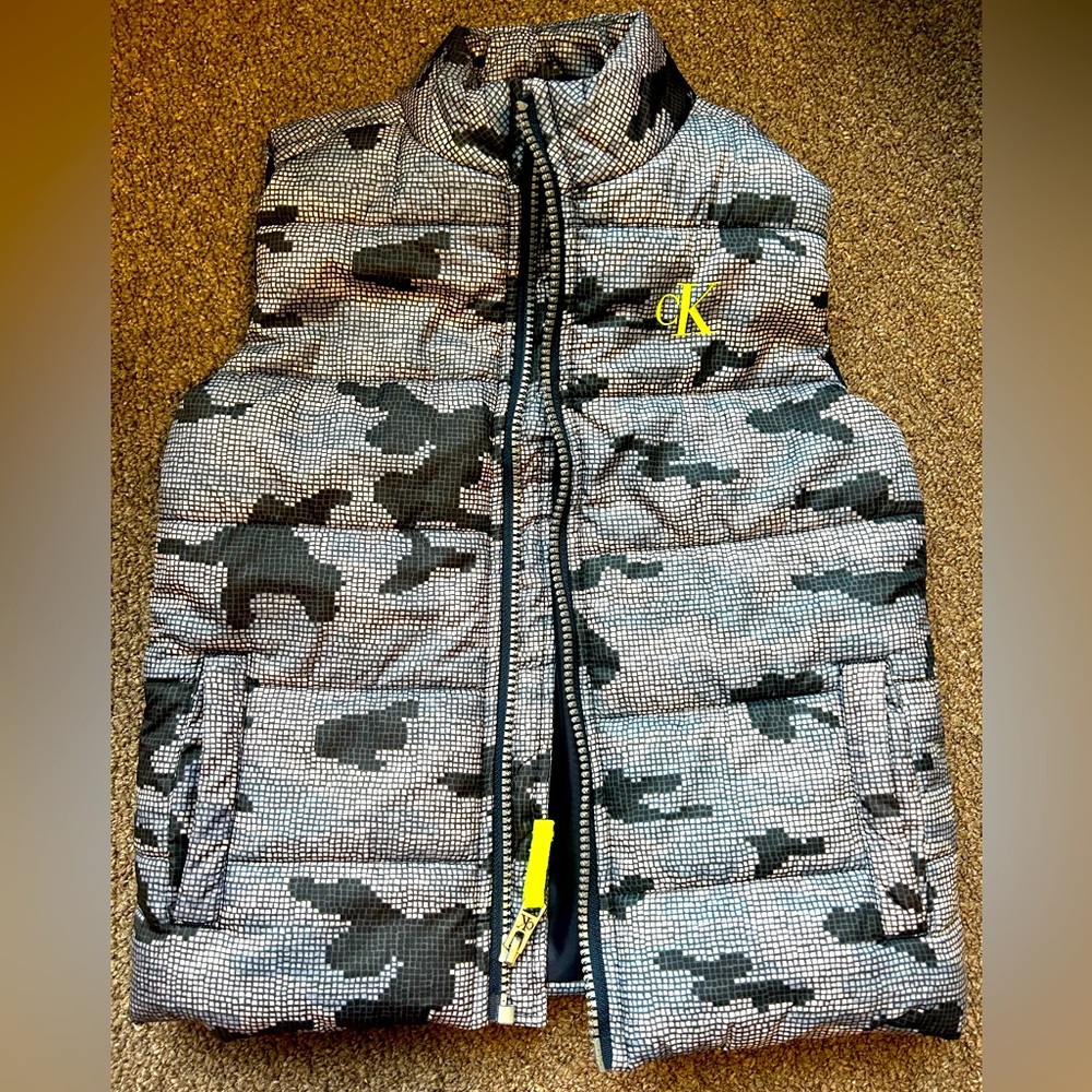 Calvin Klein Jeans Boys Puff Vest 4T Navy Blue Abstract